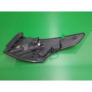 Luz Trasera Izquierda (Montada en el Maletero) Usada OEM 265550030R 2010-2013 Certificación OE Ajuste Universal - Product Image 4