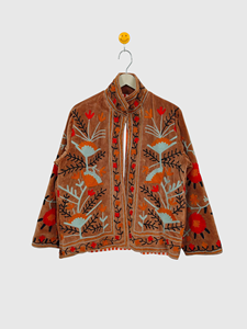 Veste à col mandarin brodée à la main avec motif floral, manches longues, taille plus, vêtements de printemps pour femmes, style bohème chic en coton - Product Image 1