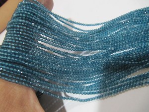 Topacio Natural de 2-3 mm, Cuentas Facetadas en Forma de Rondelle, Color Azul Londres, Piedra Preciosa, Se Vende por Hilo de 13 Pulgadas de Largo - Product Image 2