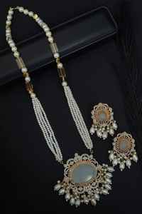 Ensemble collier et boucles d'oreilles ethniques en quartz plaqué or, style Kundan, lourd, pour mariée, idéal pour les fêtes et les fiançailles, vente en gros, fabricant pakistanais - Product Image 4