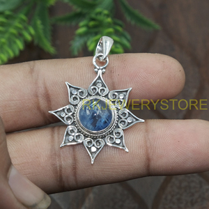 Colgante de Flor de Sol Hecho a Mano en Plata de Ley 925 con Cianita Azul, Joyería Étnica Vintage Boho, Diseño Único, Regalo para Ella, Unisex, para Él - Product Image 3