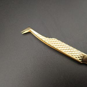 Pinces à cils professionnelles pour une application efficace des cils - Product Image 1