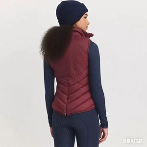 Chaqueta Acolchada Velvet Luxe – Prenda de Moda de Tacto Suave Premium - Product Image 2