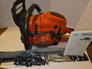 Tronçonneuse 592XP neuve, prête à être expédiée, vente flash, avec guide-chaîne de 20 pouces et chaîne, garantie 1 an - Product Image 2