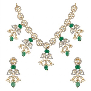 Collar Kundan de Plata 925 con Piedras Verdes y Pendientes, Diseño Tradicional para Bodas, Joyería con Cuentas para Mujer - Product Image 1