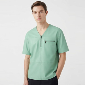 T-shirt en cuir pour homme avec logo personnalisé, col en V, fermeture éclair sur le devant, tissu extensible en PU, streetwear tendance, manches courtes - Product Image 1