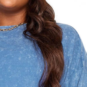 เสื้อยืดผู้หญิงสไตล์วินเทจ โลโก้ด้านหน้า ระบายอากาศได้ดี ผลิตตามสั่ง ขายส่ง ราคาถูก ผ้าฝ้ายย้อมสีธรรมชาติ เป็นมิตรต่อสิ่งแวดล้อม ล้างสีแบบแอซิดวอช - Product Image 4