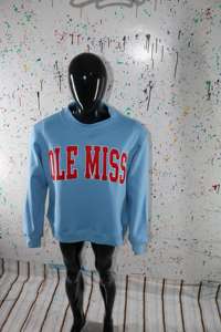 Sudadera OLE MISS BLUE con Cuello Alto, 100% Rojo, Apliques Bordados, Cuello Ancho, Hilos Finos - Product Image 3