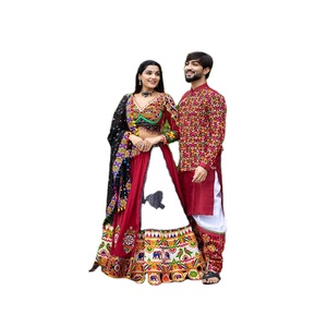 Exportador indio de la mejor calidad que presenta nuevo Lehenga Choli de seda de mantequilla pesada con trabajo de espejo real para compradores a granel - Product Image 1