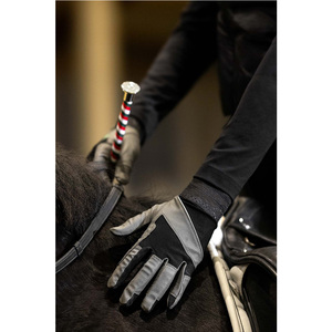 ถุงมือขี่ม้าคุณภาพสูง ระบายอากาศได้ดีด้วยผ้าตาข่าย สายรัดข้อมือแบบยืดหยุ่น รองรับการใช้งานหน้าจอสัมผัส - Product Image 4