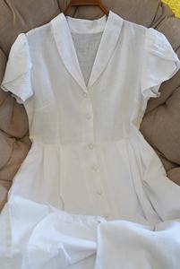 Vestido Camisero de Lino Marrón con Cuello de Solapa, Manga Corta, Botones al Frente, Corte Holgado, Midi, Casual, de Verano para Mujer - Product Image 4