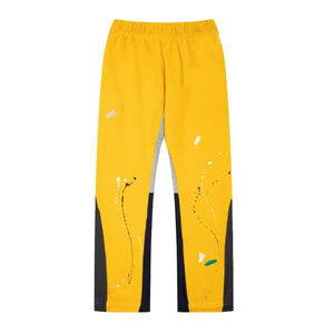 Pantalon évasé décontracté en molleton bouclette 100 % coton, anti-plis, poids moyen, avec logo personnalisé en relief, collection 2026 - Product Image 1