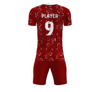 Conjunto de Camiseta de Fútbol de Alta Calidad con Estampado Digital Personalizado, Secado Rápido, Transpirable, Cuello en V, Tirantes Ajustables, Pantalones Cortos Verdes de Verano, 100% - Product Image 2