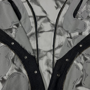 Sweat à capuche homme personnalisé effet vieilli, peinture pulvérisée, rivets et strass, 100% coton molletonné, coupe classique, hiver, écoresponsable, soie - Product Image 5