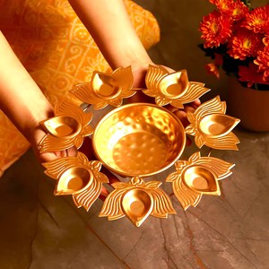 Cuenco de Loto Artesanal para Decoración de Puja, Cuenco de Loto de Latón Duradero para el Hogar, Cuenco para Flores Flotantes en Agua para Uso en Interiores, Decoración Diwali - Product Image 5