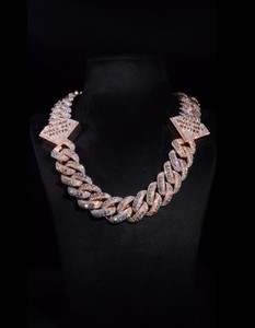 สร้อยคิวบันโมอิสซาไนต์แบบฮิปฮอปประดับเพชร เงินแท้ 925 ทรงบาแกตต์  โซ่คิวบันโมอิสซาไนต์ - Product Image 1