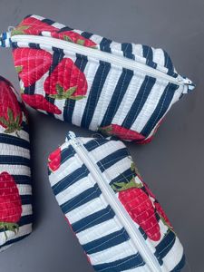 <b>Strawberry</b> Print Cotton Cosmetic Bag Set With Zipper Closure Preppy Style Travel Pouch For Daily Use - Product Image 2
