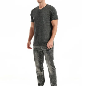 เสื้อยืดผ้าฝ้าย OEM ODM สำหรับแบรนด์ รับผลิตเสื้อผ้าพร้อมโลโก้ตามสั่ง - Product Image 6