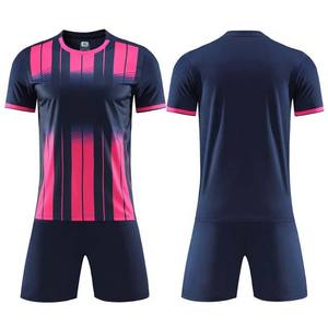 Ensemble de maillots de football personnalisés pour adultes 2026, uniforme d'arbitre de football, ensemble d'entraînement pour hommes avec logo personnalisé, 100% polyester, séchage rapide - Product Image 4