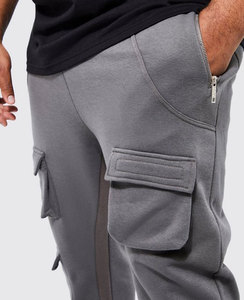 Pantalon de survêtement personnalisé épais pour hommes 380gsm French Terry Canvas Pantalon de jogging à jambe droite de couleur unie avec décoration en cristal - Product Image 2