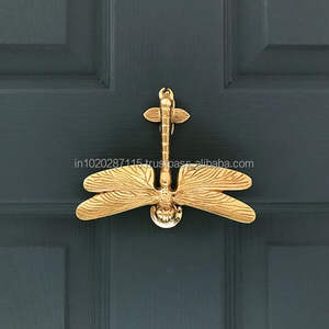 Crochets muraux en laiton pour l'organisation de l'entrée, manteaux, sacs, accessoires, avec une construction robuste, une finition attrayante - Product Image 2