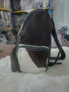 Sac à dos en cuir véritable fait main pour ordinateur portable, sac d'école multifonctionnel grande capacité unisexe avec fermeture éclair 20-35L HNBP-0049 - Product Image 2