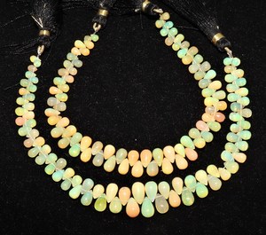 Cuentas de ópalo etíope natural brillante en forma de lágrima, lisas, de 4x6 a 5x7 mm, cuentas de ópalo etíope Welo en forma de gota, piedras preciosas de 8 pulgadas, cuentas lisas. - Product Image 4