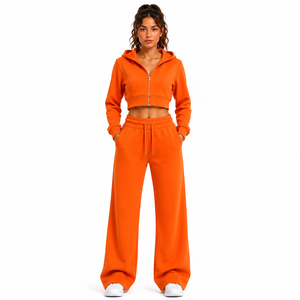 Conjunto de ropa de invierno personalizado para hombre, sudadera con capucha extragrande de forro polar grueso, conjunto de pantalones cortos a juego con cordón ajustable. - Product Image 1