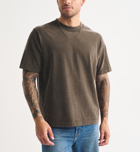 T-shirt à manches courtes pour homme, coupe ample oversize, grammage lourd 240 GSM, 100% coton, col rond vintage, épaules tombantes, uni, personnalisable avec logo - Product Image 3