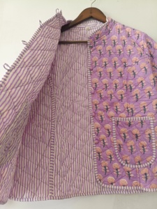 Veste matelassée en coton patchwork faite à la main : Manteau bohème réversible - Product Image 6