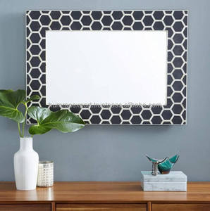 Espejo de Pared Octogonal con Marco a Rayas Blancas y Negras, Espejo Decorativo Moderno de Vidrio, Espejo de Pared con Incrustaciones Florales Hechas a Mano - Product Image 6