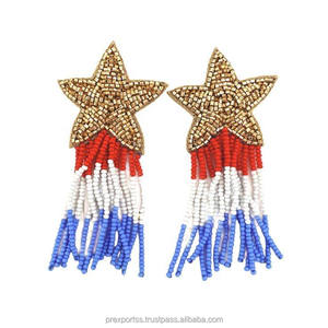Pendientes de Aro con Diseño de Oso Adorable, Chapados en Oro, Rojo, Blanco y Azul, Hechos a Mano, Patrióticos, con Cara de Animal, para el 4 de Julio, Festivales, Fiestas, Diversión de Verano - Product Image 3