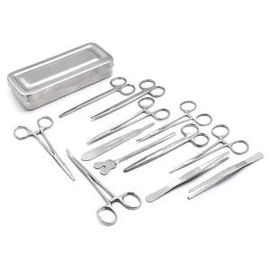Kit de 13 instruments de chirurgie mineure de base en acier inoxydable, comprenant des ciseaux, des pinces et des porte-aiguilles, par Dentavex - Product Image 5