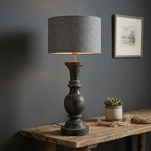 Lampe de table vintage en bois noir, base en bois vieilli artisanal avec abat-jour en tissu gris pour la décoration de la chambre à coucher, du salon ou de la console - Product Image 4