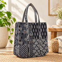 Sac fourre-tout matelassé en coton noir et blanc style bohème, imprimé abstrait, sac à bandoulière pour femme, sac à main décontracté et tendance pour le quotidien