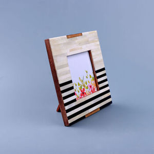 Cadre photo vertical élégant fait main avec incrustation osseuse, impression UV, 4x6 pouces, motif tressé perlé, présentoir de table durable - Product Image 3