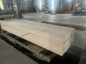 ไม้แปรรูปพีวีแอล (LVL) โครงสร้างไม้สนจากผู้ผลิตเวียดนาม สำหรับงานก่อสร้างแบบหล่อคอนกรีตและโครงนั่งร้าน - Product Image 4