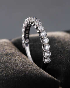 Elegante Anillo de Diamantes de Corte Brillante Redondo para Mujer, Oro Blanco de 10K/14K/18K, Engaste de Garras, Anillo de Boda de Diamantes de Lujo - Product Image 1