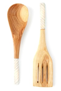Ensemble de 2 ustensiles en bois d'acacia pour servir les salades, design inégalé, prix de gros usine. - Product Image 3