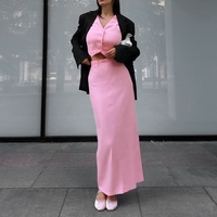Survêtement deux pièces évasé couleur-rose vente en gros femmes costume de marche fête voile Joint fente gilet Maxi robe ensembles
