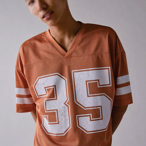 Camiseta Deportiva Transpirable Estilo Jersey de Fútbol Americano para Hombre, Diseño de Número Personalizado, Fabricante de Ropa Urbana con Etiqueta Privada OEM, EE. UU. - Product Image 2