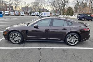 Porsche Panamera 4 E-Hybrid 2020 - Product Image 2