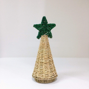 Árbol de Navidad hecho a mano con jazmín de agua y algas marinas, decoración navideña ecológica tejida, decoración de mesa navideña, árbol de Navidad para mesa. - Product Image 5