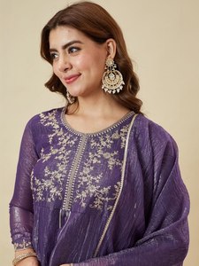 KURTI WITH PLAZZO & DUPATTA Product Details <b>Kurta</b> Fabric Crunchy <b>Silk</b> TOP LEBGTH 32 Plazzo Fabric - Product Image 2