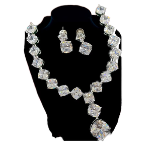 Conjunto de collar de diamantes de corte cuadrado de lujo con joyería de imitación de latón de circón para fiesta - Product Image 1