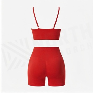 Ensemble de yoga 2 pièces North Approach, rouge, haut court à bretelles spaghetti, short taille haute, vêtements de sport respirants sans couture - Product Image 2