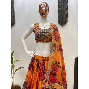 Lehenga Choli de Diseño en Línea A para Fiestas, Cintura Natural con Bordado de Lentejuelas - Product Image 1