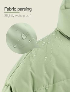Wholesale Trendy <b>Cropped</b> <b>Puffer</b> <b>Jacket</b> Women Windproof Oversized Padded Coat - Product Image 4
