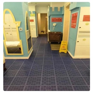 Tapis modulaire en PVC souple pour zones humides, salle de bain, cuisine, balcon, terrasse, zones pour animaux de compagnie - Product Image 6