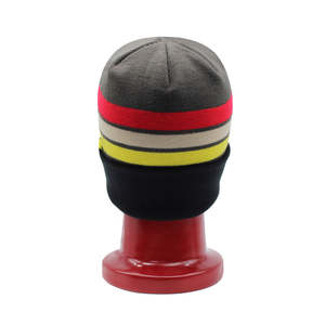 Gorros de Invierno Personalizados con Logotipo Bordado para Hombre y Mujer, Tejido de Punto Acrílico, Algodón, Cachemira y Lana Merino, Diseño de Marca - Product Image 5